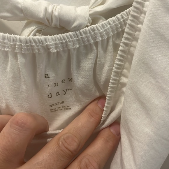 Womens ruffle top - Picture 4 of 5